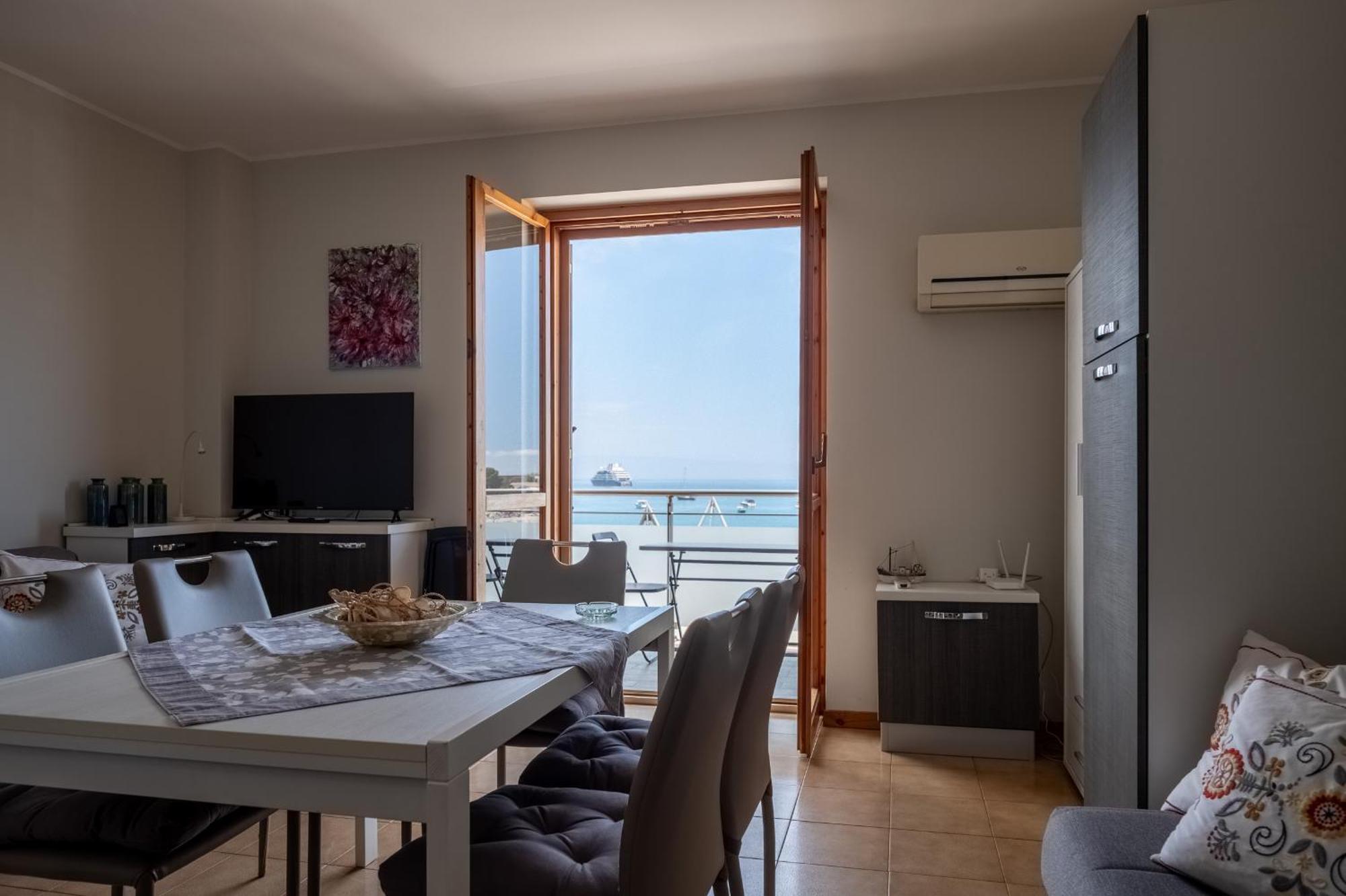 Apple House Διαμέρισμα Giardini Naxos Εξωτερικό φωτογραφία