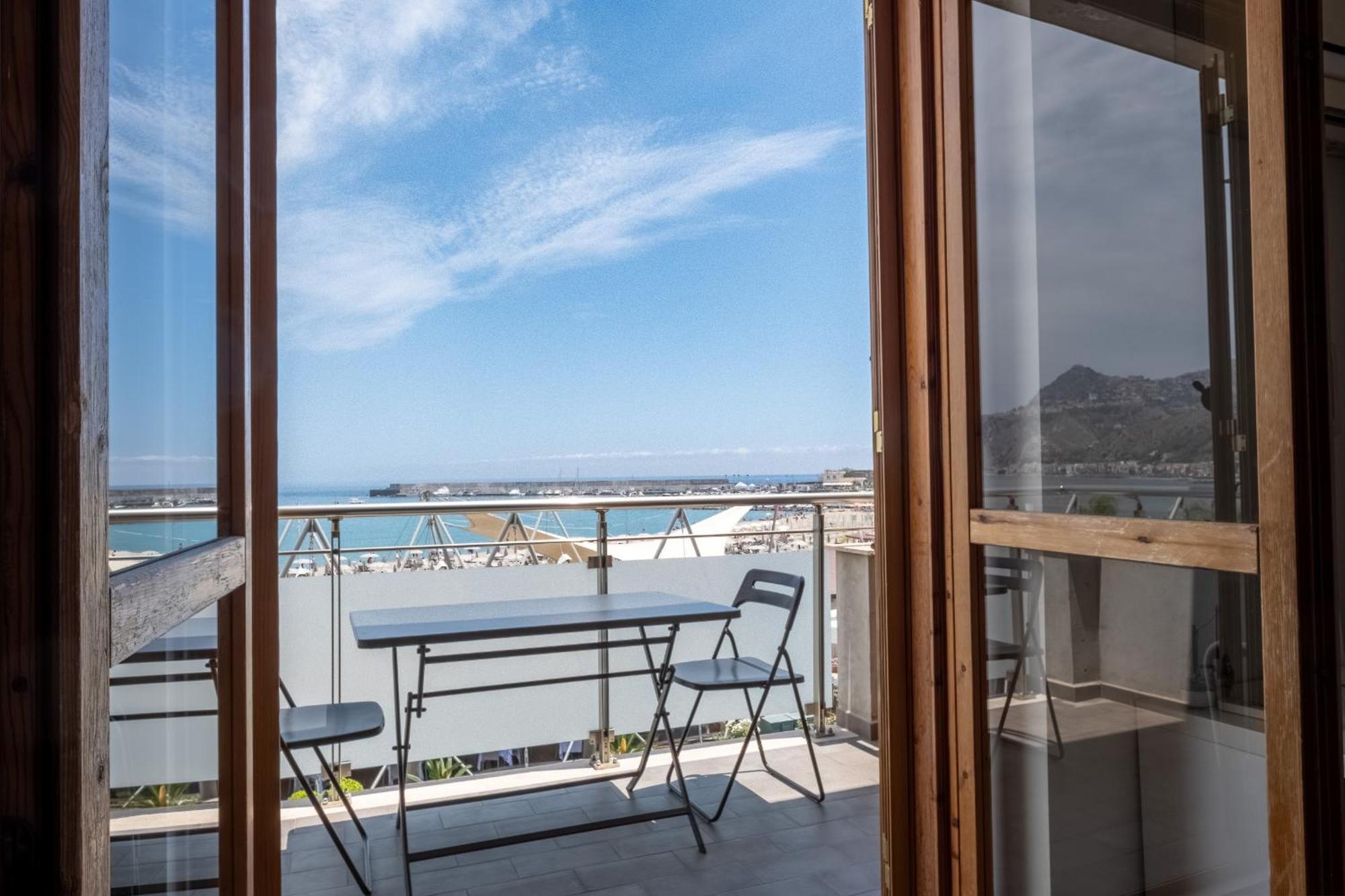 Apple House Διαμέρισμα Giardini Naxos Εξωτερικό φωτογραφία